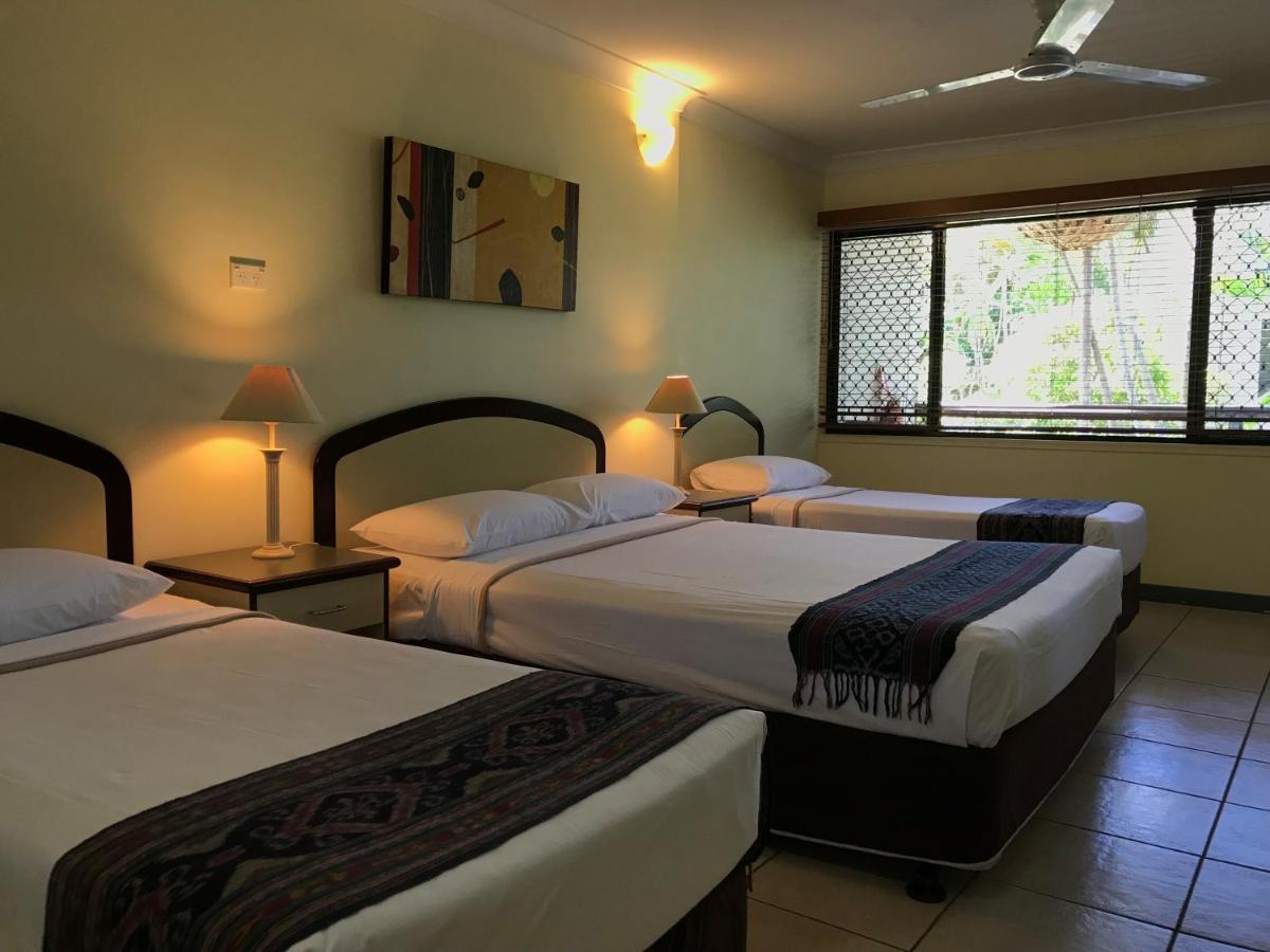 קאירנס Bay Village Tropical Retreat & Apartments מראה חיצוני תמונה