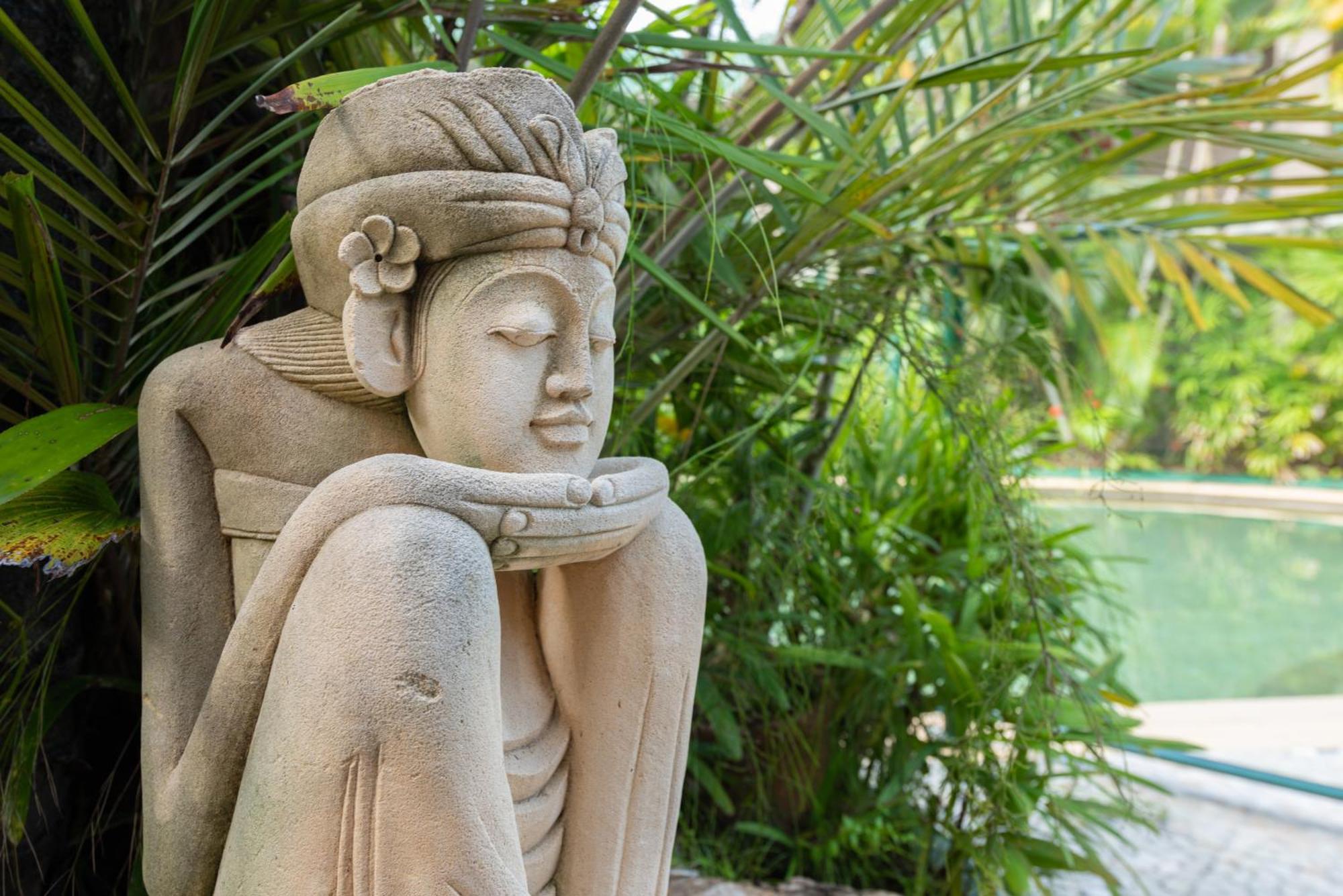 קאירנס Bay Village Tropical Retreat & Apartments מראה חיצוני תמונה